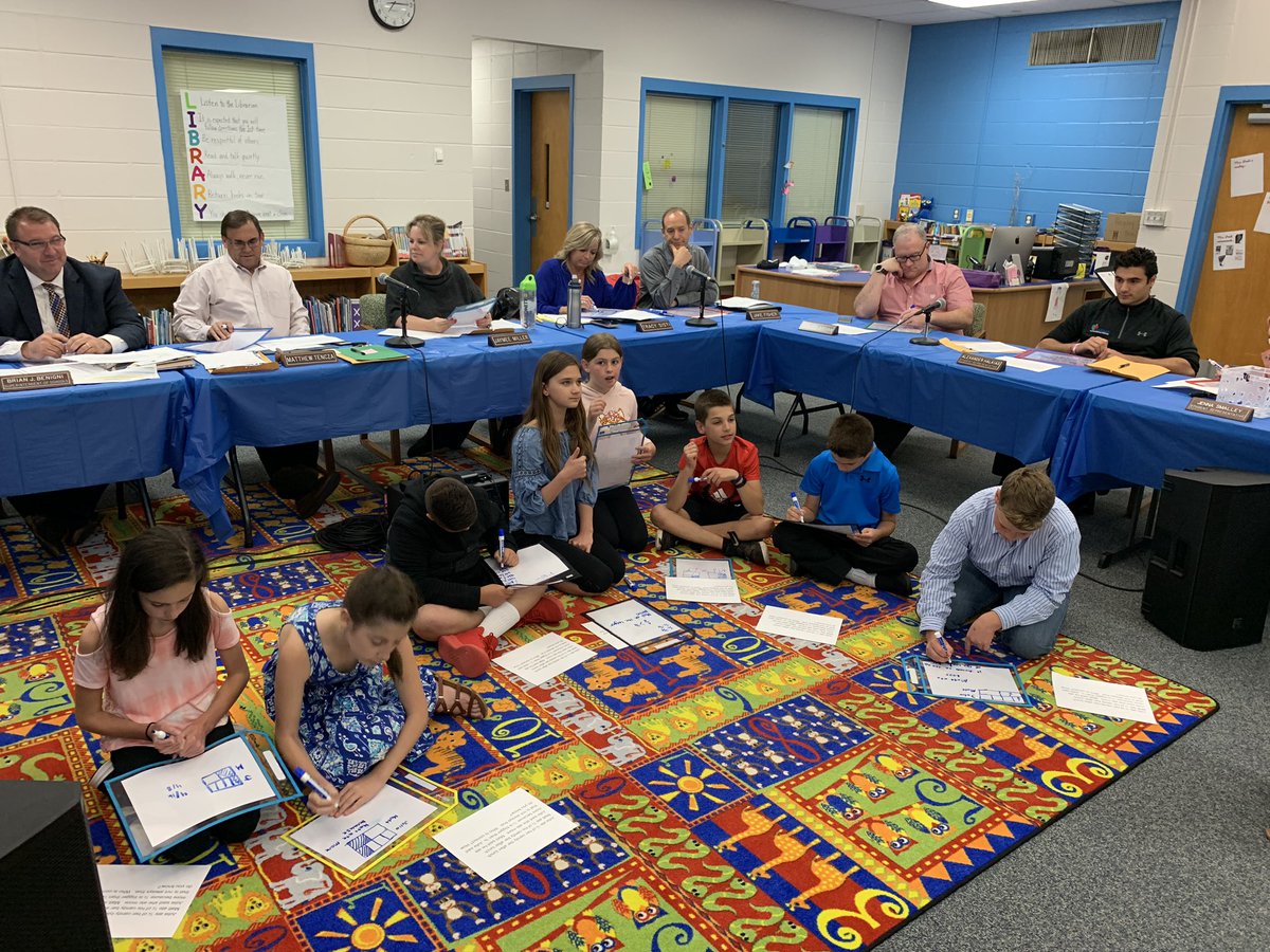 Willard_School's tweet photo. A fun mathematics presentation shared with our supportive Board of Education- great to see our students and board members working together! A special thank you to Miss Pesavento- you were amazing! #WillardPride #Math #BravoWillardStudents @KWMathScience @MissPesavento https://t.co/TBgvR8DMpv