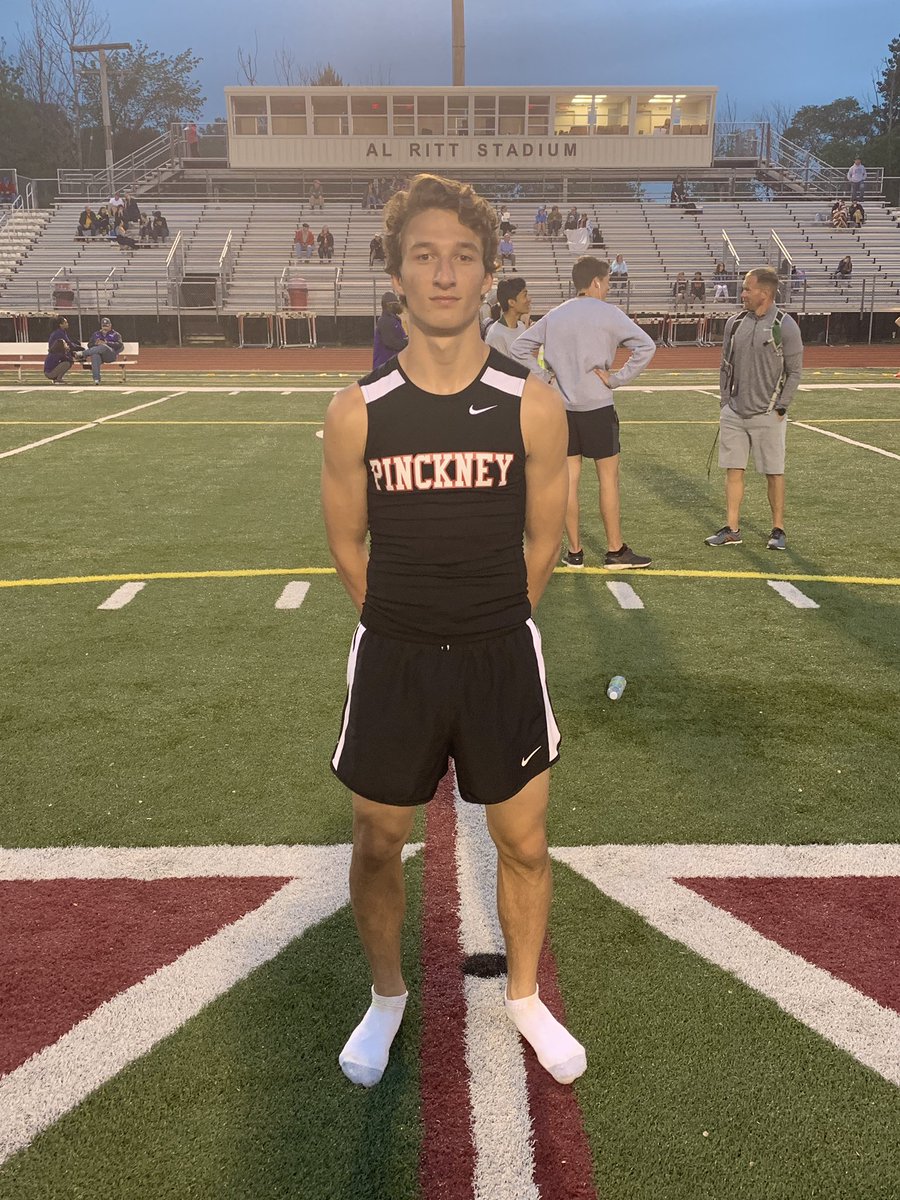We have a new school record holder! Dylan Reason sets the 200 Meter Dash record with a time 22.37 seconds at the Larry Steeb Meet of Champions at Dexter!