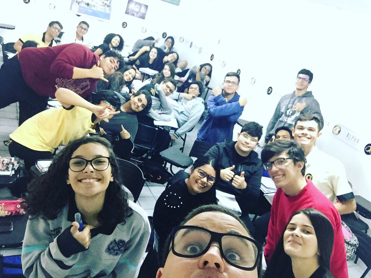 profbbasilio's tweet image. Alunos do @colegioalphaprevest que alegram minhas manhãs! 

#professor #educacaofisica #edfisica #biologia #enem2019