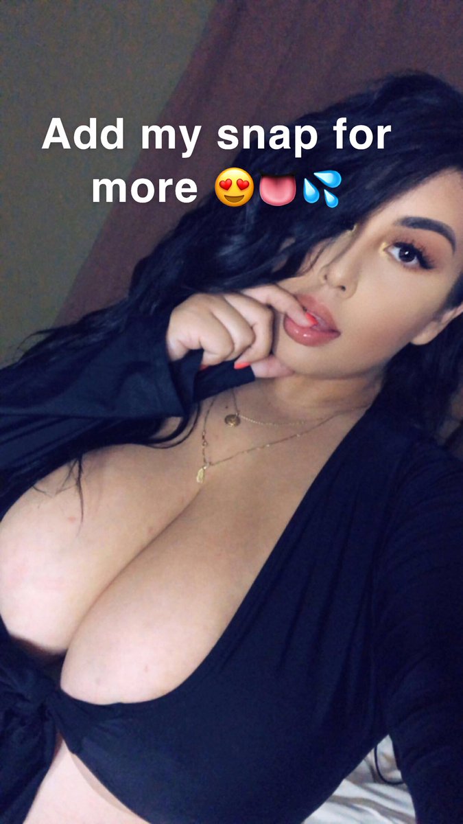 ChiefFlacko's tweet photo. Lol add her she got some big ass titties 😂😍🤦🏾‍♂️👅👀 @dominicanraq @kattgofficial @_illestCee @jet__li https://t.co/LHXsvcdYqZ