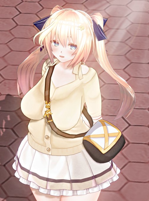 #画像を4枚晒したらrtがきてフォロワーがぶわーって増えると聞いて
金髪もめっちゃいい 