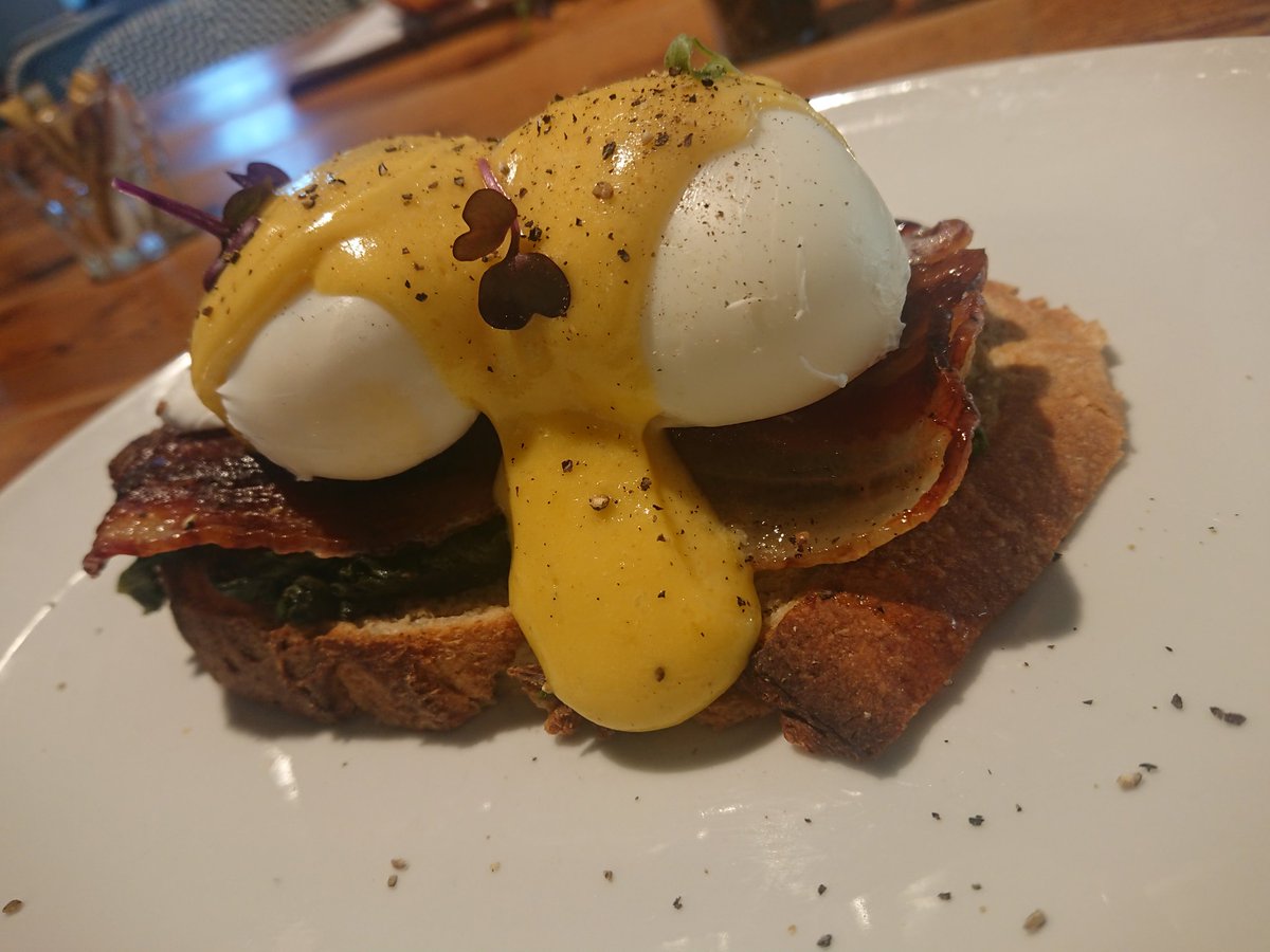 What an amazing way to start the day <a href="/oumeulbakkery/">Ou Meul Bakkery</a> @DuToitskloof <a href="/BreedekloofWine/">Breedekloof Wine Valley</a>