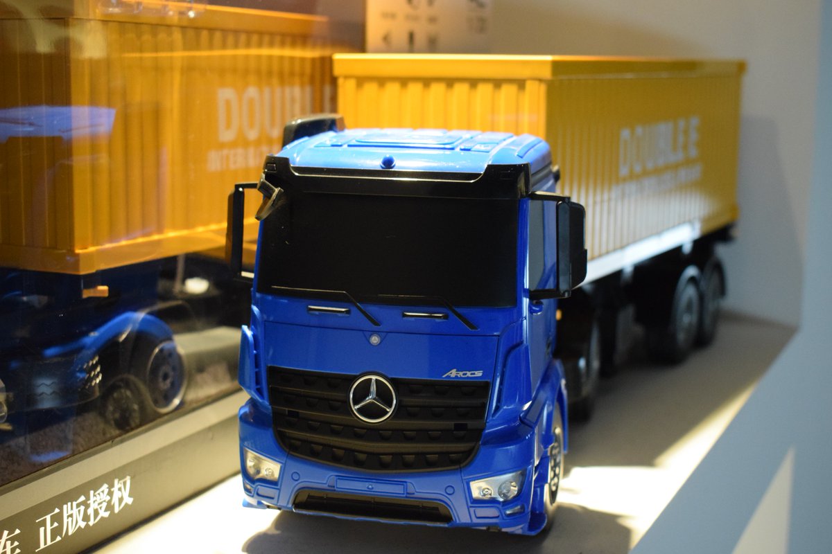 DOUBLEE_CaDA's tweet photo. Take for a ride. Take someone for a ride. Take something for a ride. Take #doubleeagle #MercedesTruck for a ride. π€‘
#rctoys #remotecontroltoys #rctruck #remotecontroltruck #rcforkids
https://t.co/NKd7GX3u7E https://t.co/VDg0Zb4xWu