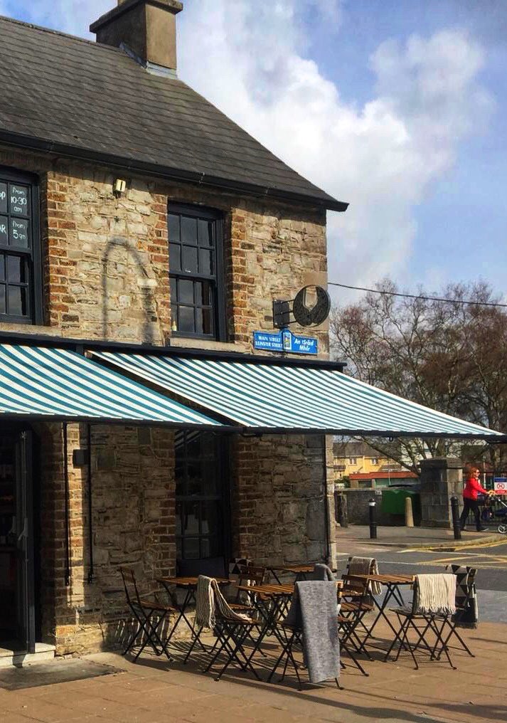 #ELYWINESTORE #Maynooth will be at the #kildarebizexpo with <a href="/ChamberKildare/">CountyKildareChamber</a> in the <a href="/SheehyMotors/">Sheehy Motors Naas</a> <a href="/Audi/">Audi USA</a> Showroom  in #Naas tomorrow from 3:30pm 'till 7:30pm. Showcasing our #corporategifts &amp; tasting some #wine It's free to attend, Maybe win a Magnum of <a href="/CHChampagne/">E</a> too!