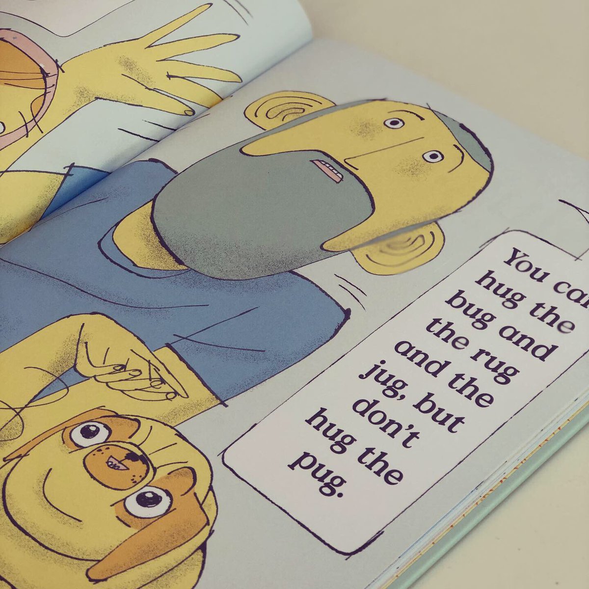 bookgiftblogger's tweet photo. There’s a very good reason as to why you #DontHugThePug You can hug the bug, and the rug and the jug, but don’t hug the pug! Find out why with this humorous tale from #RobinJacobs and @matthewthehorse @cicadabooks https://t.co/svZc5tWgv4