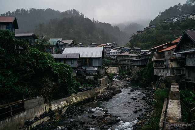 oramonteu's tweet photo. Barlig, le village dans les nuages.
---
#philippines #travel #filipina #travelgram #instatravel #travels #traveler #streetphotography #travelstagram #traveling #explore #adventure #adventures #lifeofadventure #barlig #grey #river #lifeofadventure #sonya7… https://t.co/sq8rWxfNHA https://t.co/21teBDdbPS