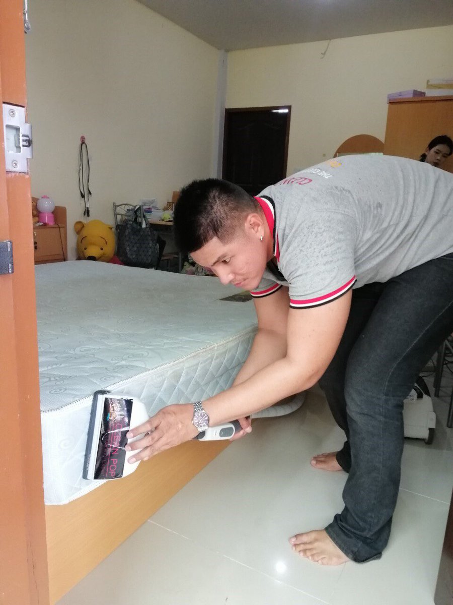 cleanpop99's tweet photo. บ่ายนี้ มีคิวกำจัดไรฝุ่นที่นอน ที่บ้าน”คุณต้น”เทรนเนอร์ฟิตเนส + ช่างภาพอิสระ  ‼️
สงสัยต้องขอคำแนะนำเรื่องกำจัดไรมัน”พุง” จากคุณต้นสักหน่อยล่ะ 😄

085-0042021
https://t.co/nM8JOsxVPl

#กำจัดไรฝุ่น #ที่นอน #ซักโซฟา #ซักพรม #ซักผ้าม่าน #คาร์ซีทและอื่นๆ #อุบล #คลีนป๊อป https://t.co/izVSczjLq9