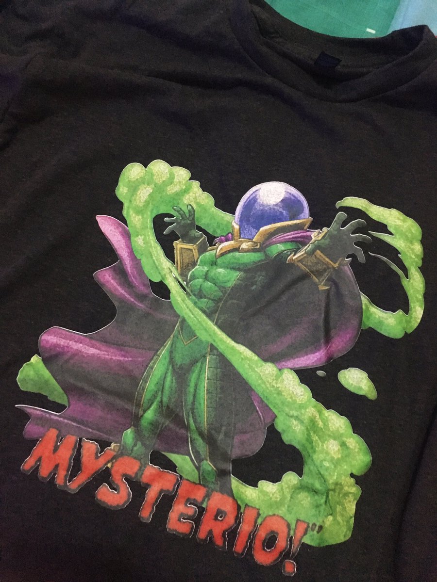 CineFX_Store's tweet photo. Ya llegaron algunas playeras de #SpiderManFarFromeHome 

¿Cuál te gusta más?

RT 🔁 = #Mysterio🔮

FAV❤️ = #Spiderman https://t.co/08h6XKqyoq