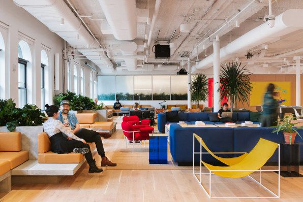 rrrachelt's tweet photo. Social clubs died out in America. Now, VC money is monetizing the feeling of community https://t.co/s6ykmDgrpo https://t.co/8fBc7JEcrk