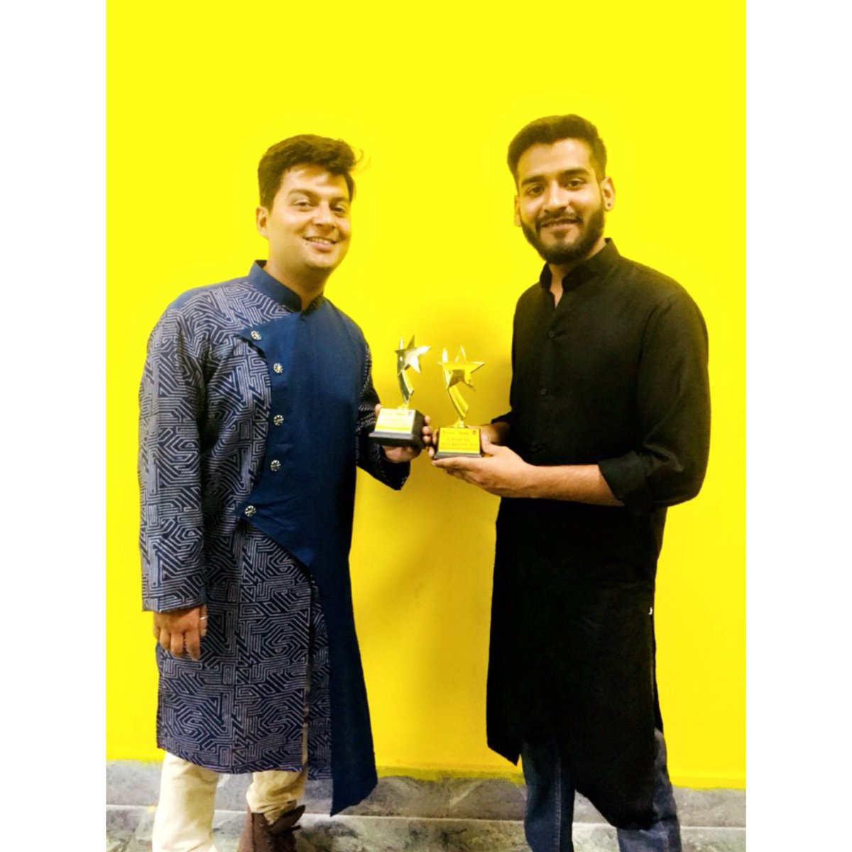rjamanofficial's tweet photo. There are no secrets to success. It is the result of preparation, hard work, and learning from failure.
What an Amazing show with Talented kids of udaipur 👶💕🎉
#fmtadka #rjaman #rjankit #udaipurdiaries #neerjamodischool #morning #showtime https://t.co/NuI35YLyNz
