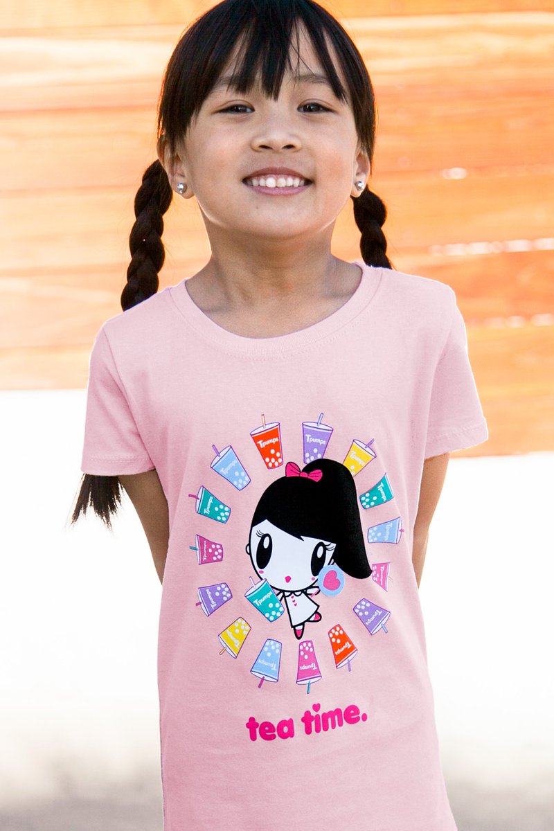 _Lolligag_'s tweet photo. Limited-edition Lolligag x Tpumps KIDS tee, exclusively available at all Tpumps locations in California now! #lolligag #tpumps #kawaii #california #tees #bubbletea #boba https://t.co/lrhJgwfxhl