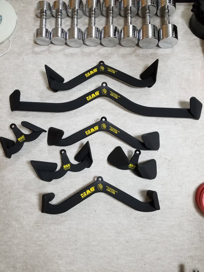 MAG (Maximum Advantage Grip)グリップ ナロー逆手