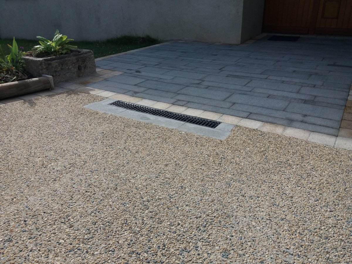 lboudaud_edycem's tweet photo. #beton Désactivé 3 couleurs. Collaboration @Edycem_Beton MORTAGNE et BERTRAND MAÇONNERIE.  Bravo aux équipes. https://t.co/clYTEHvJIt