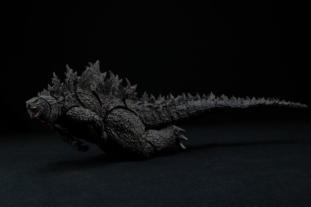 The Articulation Series Ft S H Monsterarts On Twitter S H Monsterarts Godzilla 2019 Is An Outstanding Example Of A Character Walking Off The Screen To Your Collectible Display The Articulation Improved From The Godzilla 2014