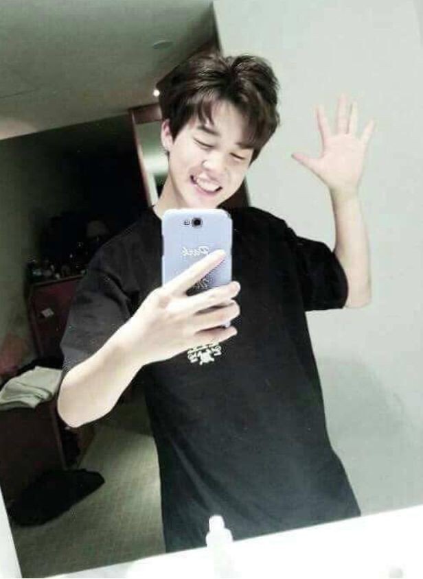 _jxnepnd's tweet photo. ควียอวอ งื้อออออน้อนนนนนน่ารักเป็นบ้าเลยยย หน้าตาน่ารักตั้งแต่เด็กจนปัจจุบันก็ยังน่ารักเหมือนเดิมไม่เปลี่ยนไปเลยยยยยย😍😍😍💟💟💟 #JIMIN #BTS @BTS_twt https://t.co/NE9br7FWom