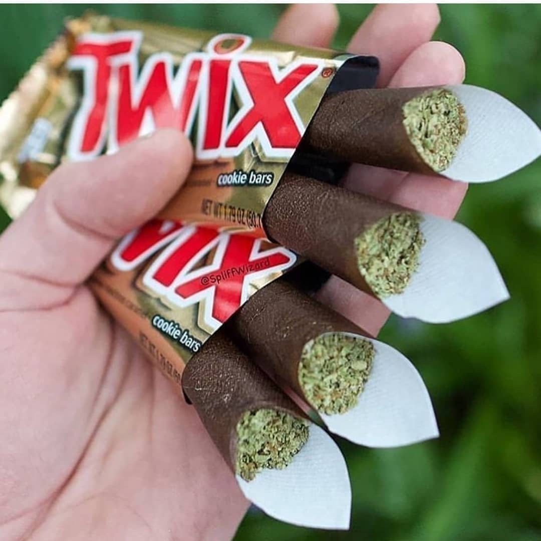 WeedLex tweet media