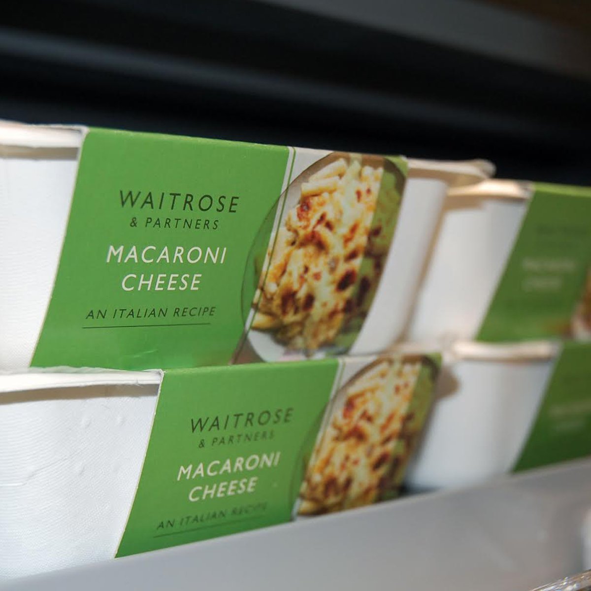 SandraC50027146's tweet photo. Waitrose & Partners have launched the world’s first home compostable ready meal packaging, saving 158 tonnes of black plastic across nearly 9 million products. Read more here: https://t.co/6KeaEYiB06 #WeArePartners #HomeCompostablePackaging #WaitroseAndPartners #158 https://t.co/25gduMf8Xl