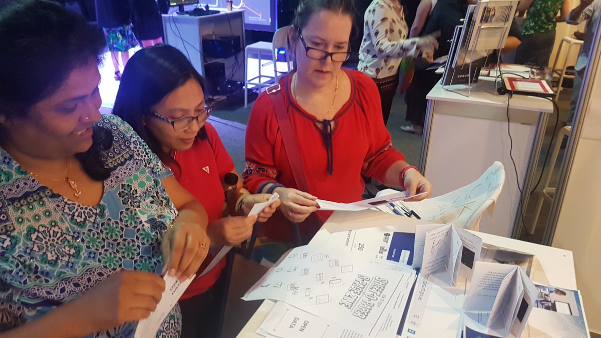 NT Govt Digital Futures conference today <a href="/DarwinConventio/">Darwin Convention Centre</a> great turn out, see us at <a href="/GovHackNT/">GovHack NT</a> booth, learn about new NT Govt #opendata Portal, #GovHack19 hackathon in Sept, and ..paper engineering? 🤔 <a href="/GovHackNT/">GovHack NT</a> <a href="/DIHubNT/">Darwin Innovation</a> <a href="/dka_connect/">DKA</a> <a href="/wentale/">Wendy Taleo</a>
