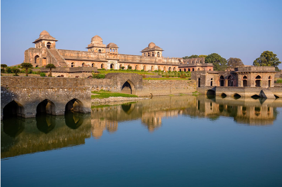 stateexpressind's tweet photo. 𝐓𝐡𝐞 𝐮𝐥𝐭𝐢𝐦𝐚𝐭𝐞 𝐠𝐮𝐢𝐝𝐞 𝐭𝐨 𝐞𝐱𝐩𝐥𝐨𝐫𝐞 𝐌𝐚𝐧𝐝𝐮 | 𝐌𝐚𝐝𝐡𝐲𝐚 𝐏𝐫𝐚𝐝𝐞𝐬𝐡 𝐭𝐨𝐮𝐫 𝐈𝐧𝐝𝐢𝐚

Read more: https://t.co/9gMZTs5ZNW

#manduTour #madhyaPradeshTour #Central_IndiaTour #TourIndia #IndianTourism #TravelAgent #IndiaTourOperator #TourOperatorsDelhi https://t.co/v5TkYgO2pr