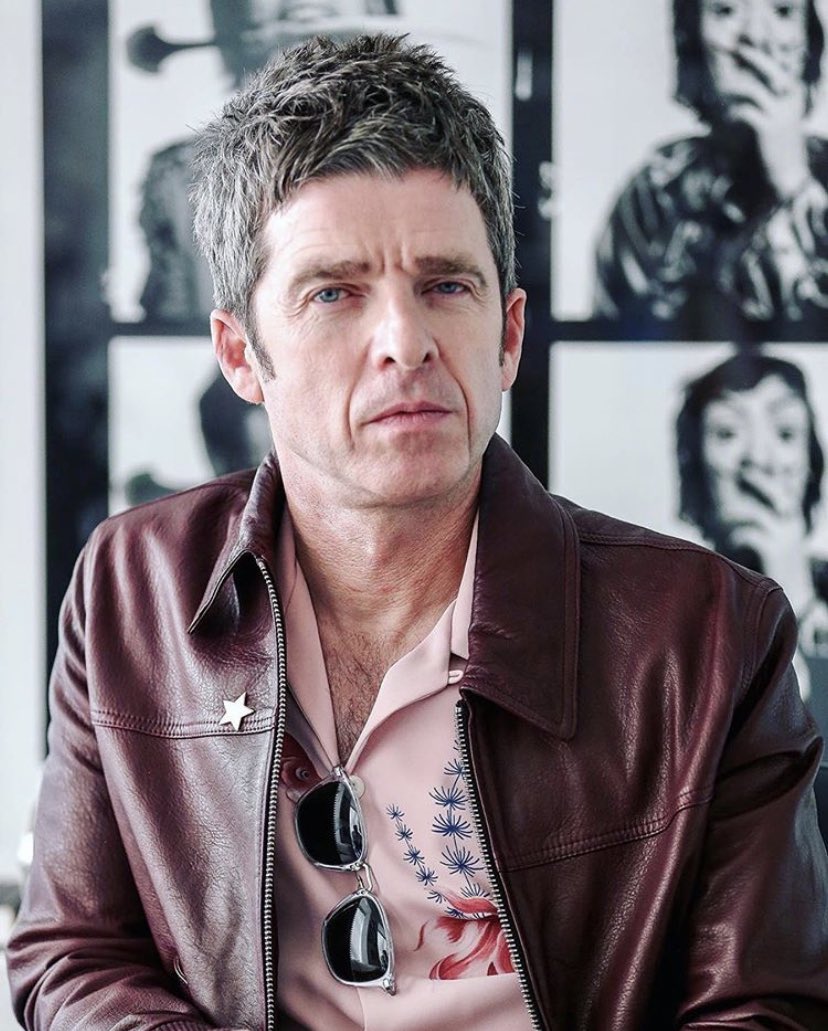 Happy birthday to Noel Gallagher, 52 years old today.     