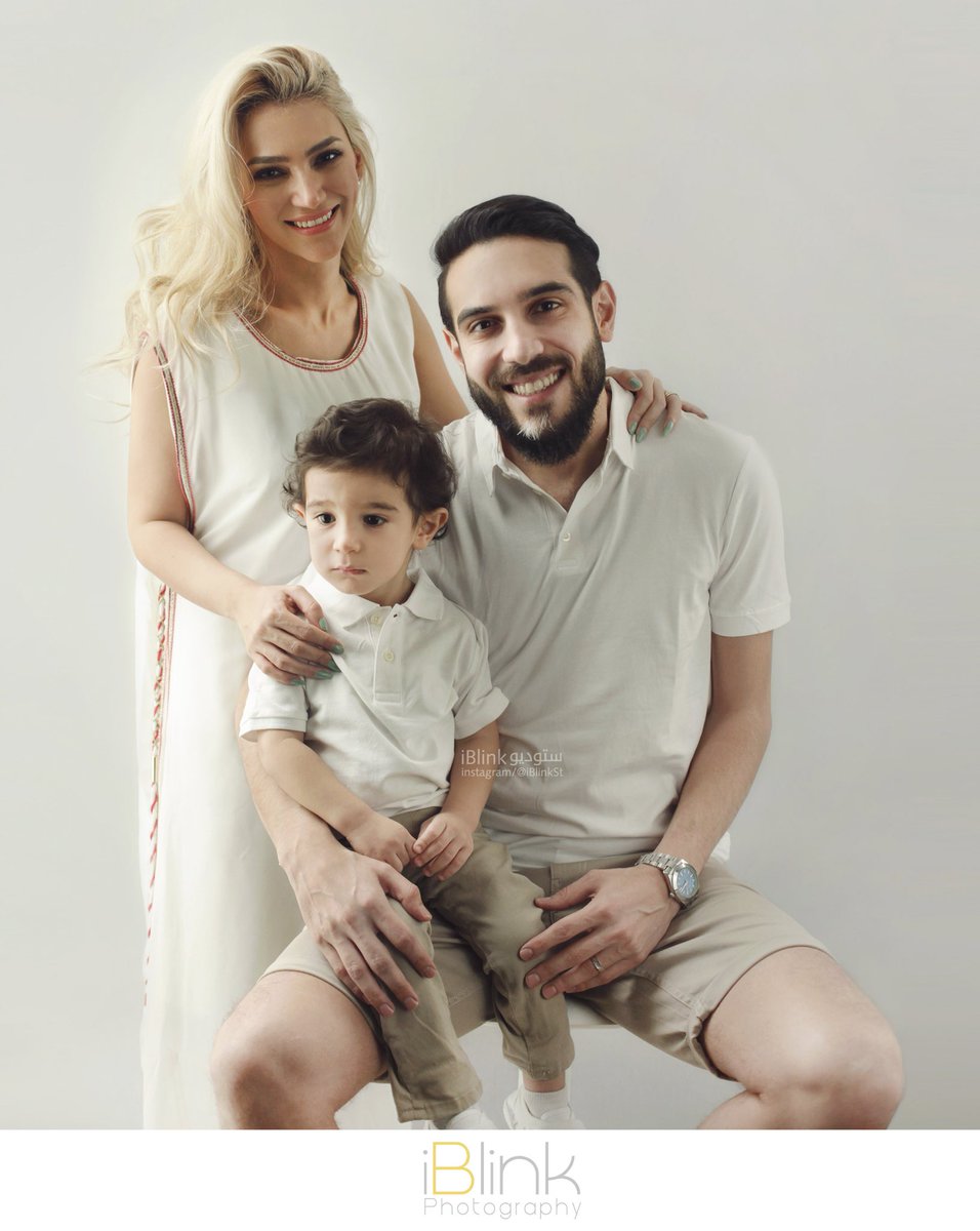 iBlinkSt's tweet photo. من نتائجنا جلسة تصوير عائلية 👪💛 https://t.co/zOa0BkVb5U