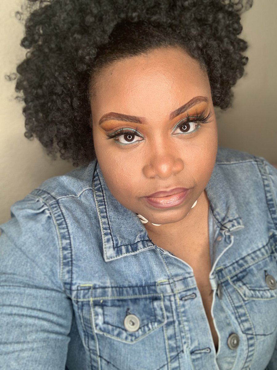 slayed_af's tweet photo. The secret to continued success is gratitude.
#recreation Please tag the mua.
@juviasplace #warriorpalette @coverfx
@morphebrushes #ohboypalette #mua #undiscovered_muas #morphebae #slayedAF #beautyinfluencer @plouiseacademy https://t.co/YRg1cpUWAc