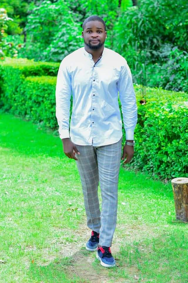 Sbizzoffial1's tweet photo. My #kdconnect were are u at.. Your number one designer is here style byππ½S'BIZZ DESIGNS π₯π―
.
.
.
#2019
#kdtotheworld https://t.co/G27OS8w132