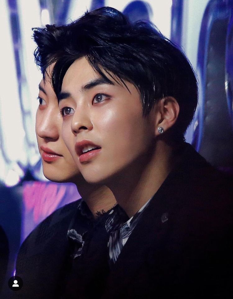 minshooked's tweet photo. Just in case your tl isn’t pretty enough https://t.co/pOkRMNVtar
