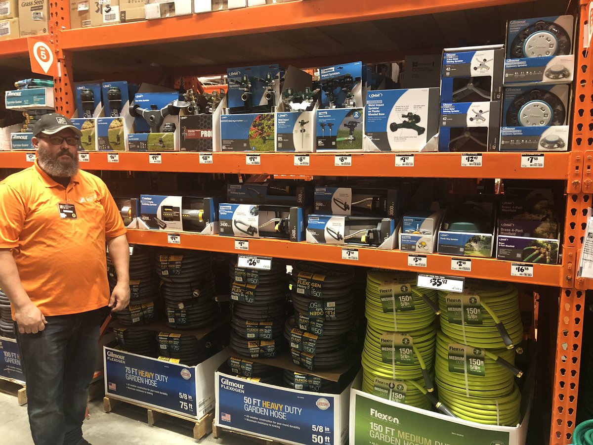 GSimenton's tweet photo. Great job Dave D. @2727 with full pack out setting the store up for success! #METsupportsstoresales #SpringPackdownChallenge #oneteamonevision https://t.co/abrIIVDLPV