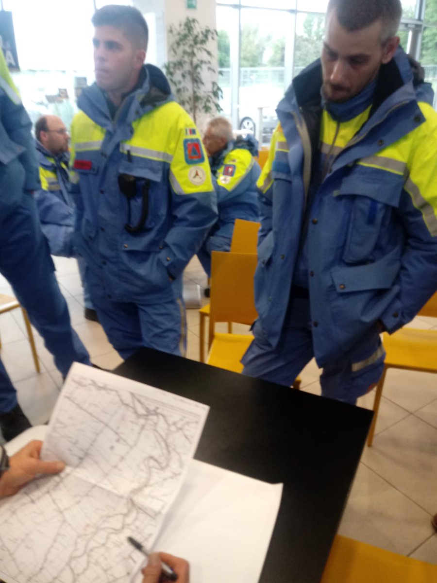 Colonna mobile #FVG per #AllertameteoER. Modena #29maggio AGG. h13:45. Conclusa la riunione al CCS di Marzaglia. Assegnate ai #volontaridivalore le attività di sorveglianza e monitoraggio degli argini del fiume Secchia nelle località di Fossalta, San Posidonio, e Carpi #staytuned