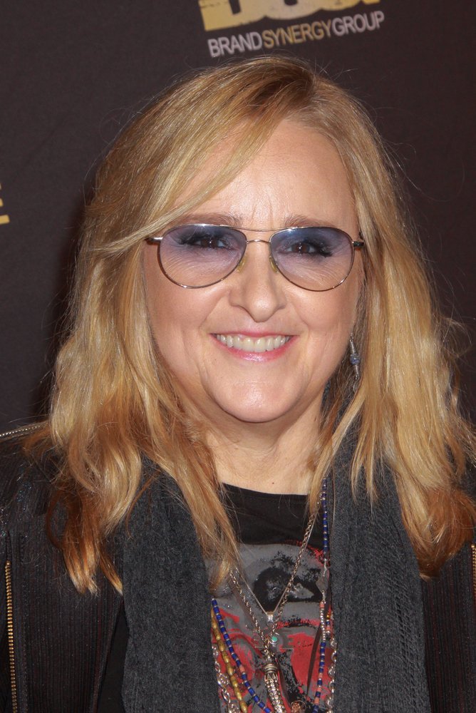 Let\s all wish Melissa Etheridge (pic, prphotos) a happy birthday! 