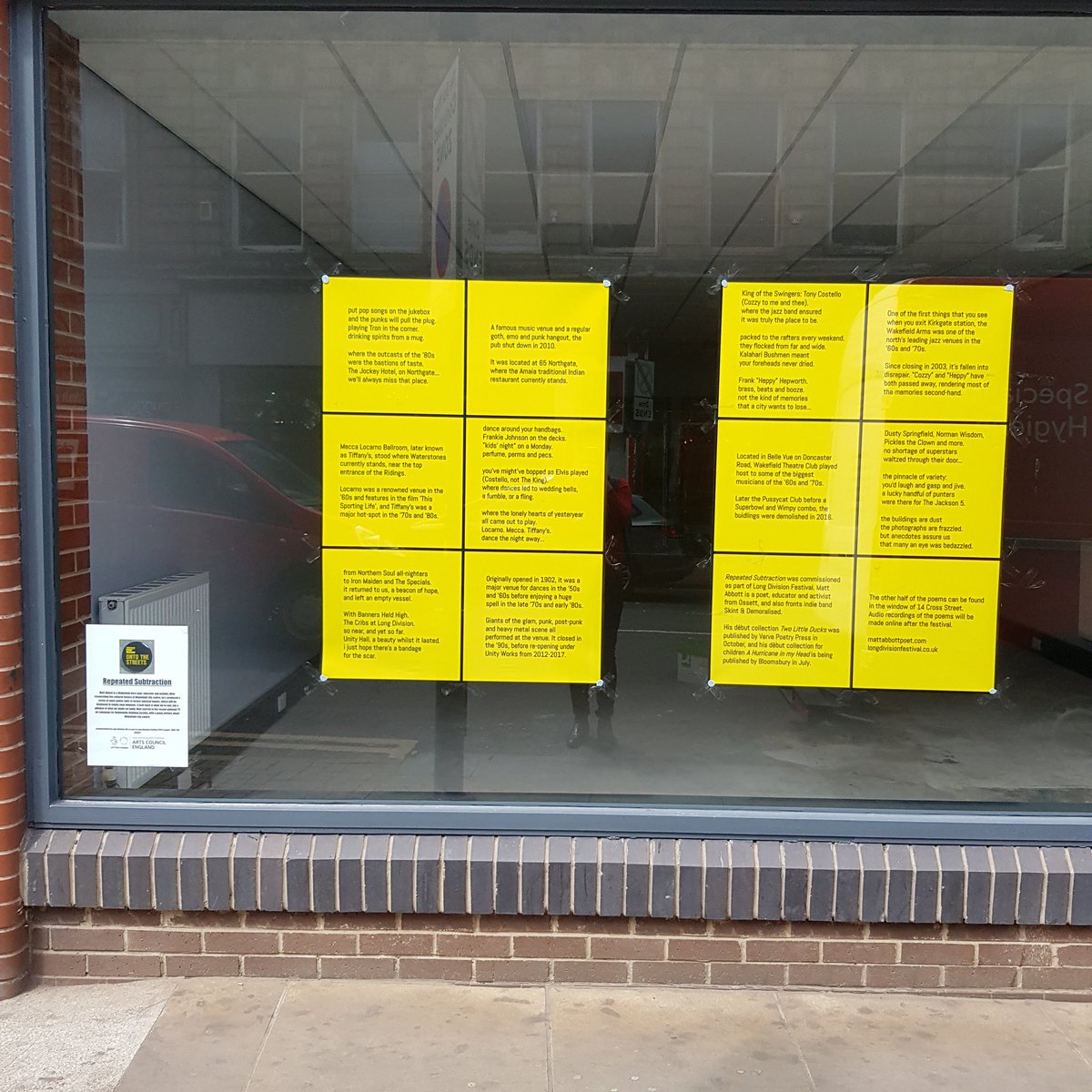 mattabbottpoet's tweet photo. Absolutely buzzing to see my @Long_Division_ #OntoTheStreets commission in all it's glory. I've written 10 mini poetic odes to former Wakefield music haunts ✍🏻
See this and more at tonight's @artwalkwake, plus obviously #LD2019 this weekend!
https://t.co/jc1U7cM4Sq https://t.co/C3I29jjiHy