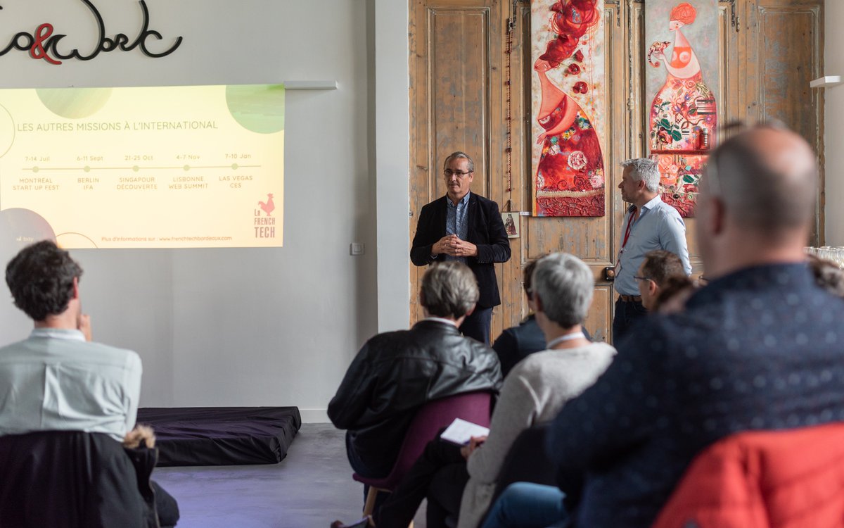 LesEtablisAndCo's tweet photo. [ Digital After ] avec @DigitalBayLR chez @CoandWork 
Présentation de la nouvelle équipe
Retour sur #vivatechnology avec @UlloWorld et #legranddressing 
Présentation des actions de la CDA / @LRTechnopole par Jean-Luc Algay https://t.co/Buqkb9ETQs