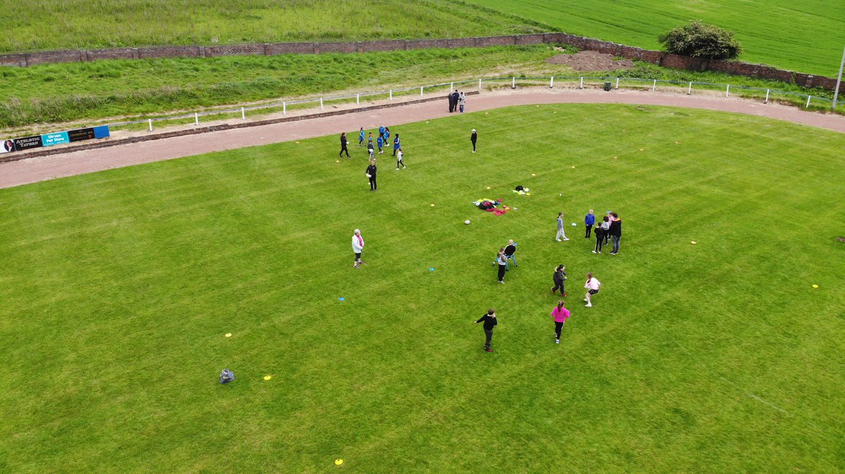 sacred_heartps's tweet photo. What a fantastic day at our interhouse games! 😊 thank you to everyone who came along to support us! Lots of drone pictures to follow! 😊 https://t.co/yV9yVDkqN6