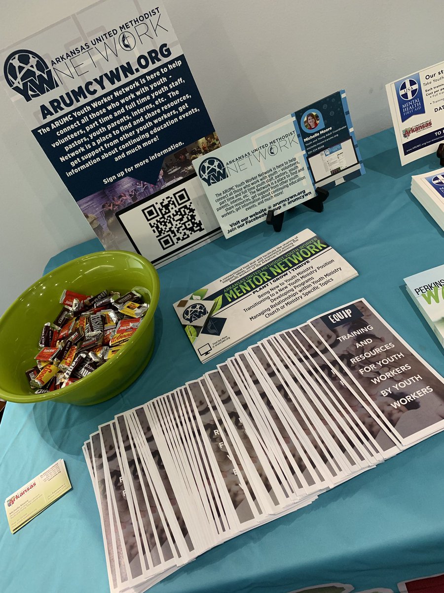 ARUMC_MMoore's tweet photo. Ready for #ac2019/#arumc19! 
ACCYM/Youth Worker Network &amp; Culture of Call tables are located by elevator at Gate 7.
* Charging stations
* Buttons supporting younger voices at GC2020
* Info about upcoming events and trainings 
*Candy! https://t.co/5quVRz6rZW