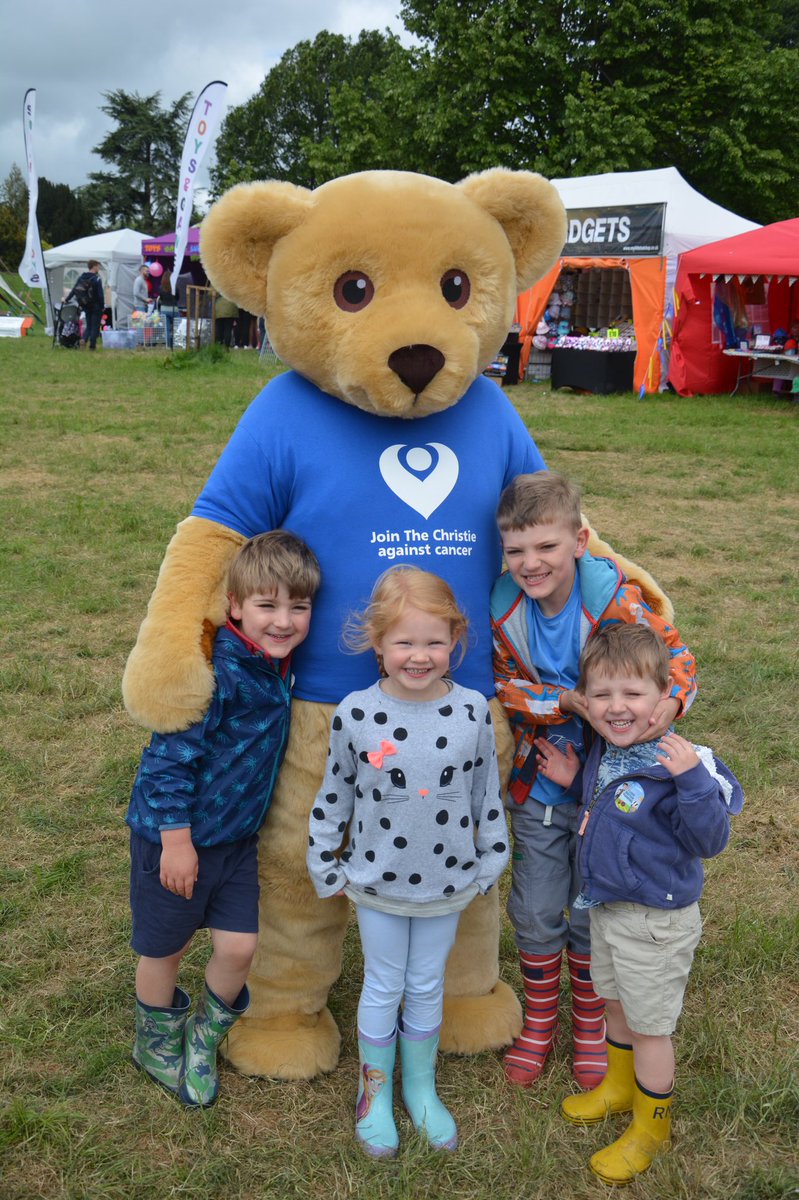 Great day at the Geronimo Festival thanks to @TheChristie and great to see an old friend 😉

#greatplacetowork #teamurology

@arieurology @TheChristie @TheChristieNHS @geronimofest_uk