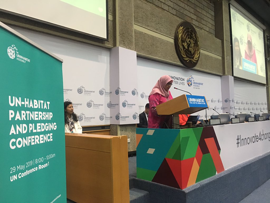 MaimunahSharif's tweet photo. At the #PartnershipAndPledging Conference at the #UNHabitatAssembly:
Your presence here is testimony to your commitment to work together to advance the goal of sustainable urbanization as outlined in the 2030 Agenda for Sustainable Development! 🌎🇺🇳
#LeaveNoOneBehind https://t.co/EVd9XQUkt8