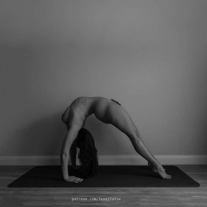 a self portrait series https://t.co/zbFlD3owIp