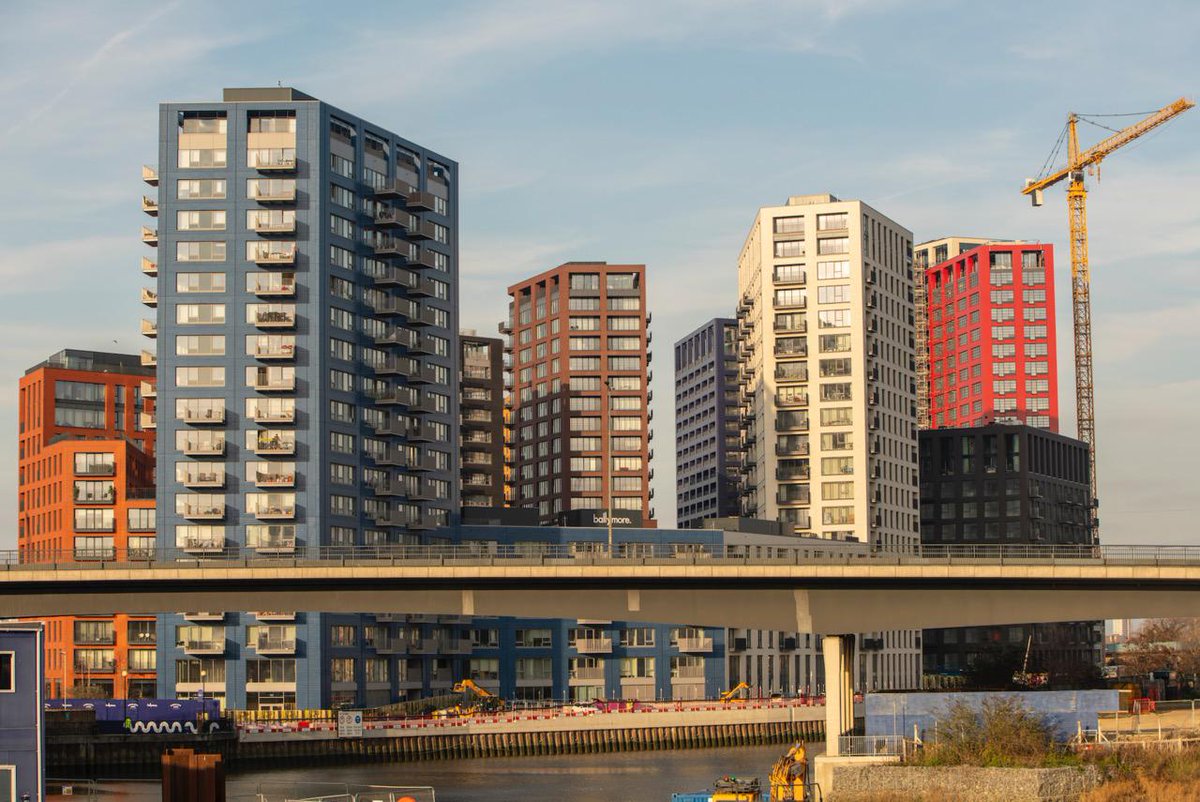 LCIconstruct's tweet image. LONDON CITY ISLAND 

5 million man-hours later... Without RIDDOR