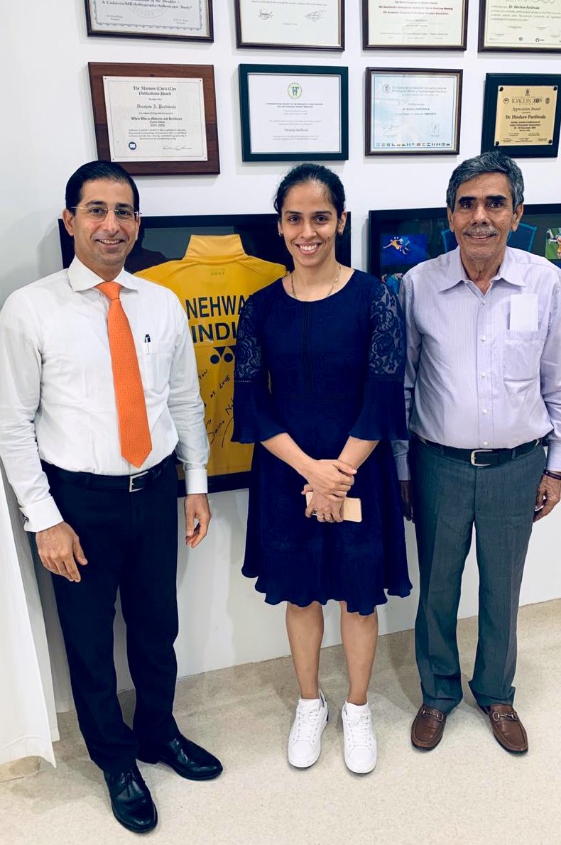 poojadua16's tweet photo. Thank u so much Doctor Dinshaw pardiwala sir for always helping us in tough times ( injuries 🙄) ... Ur really a great support for most of the Indian Athletes 🙏 KDAHMumbai ☺️ https://t.co/I7CrYxjDwK