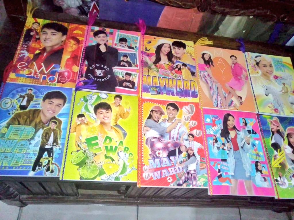 MayWardOfficial's tweet photo. Sneak peek: Availed #MayWardArtistaNotebooks are now ready for our upcoming Be A Blessing Project! Thank you for all the groups who take part in making this possible. Happening soon!

@maymayentrata07 @Barber_Edward_ https://t.co/CK4BC54f6r