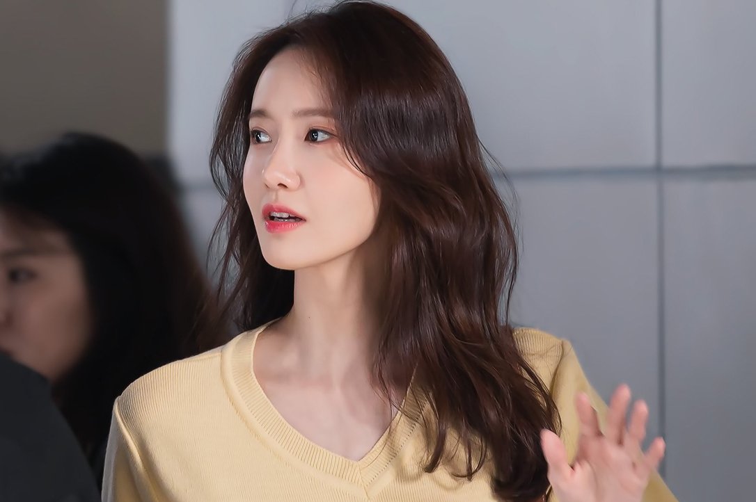 Happy Birthday to dearest Im YoonA. I have been your fan since 2008 and till now you are still my ultimate bias. 