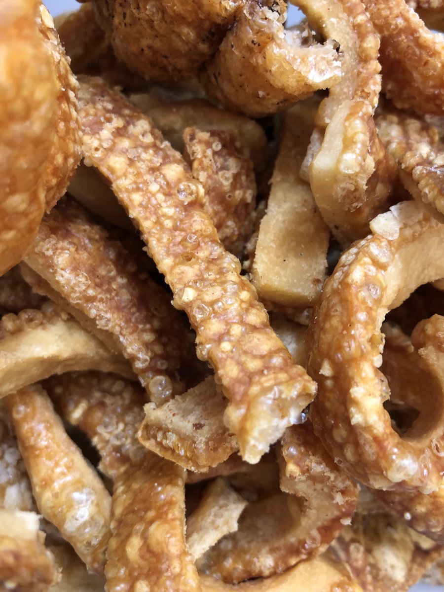 CarpsArmsBS39's tweet photo. Mouth watering, crunchy, satisfying crackling #WednesdayMotivation #notjustforsunday https://t.co/pb8603EqzC