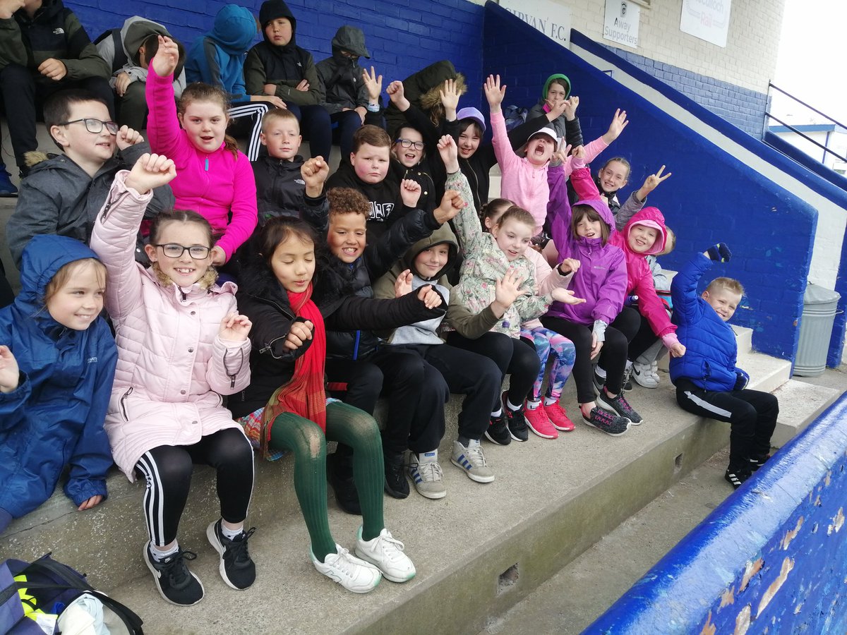 sacred_heartps's tweet photo. #interhousegames P4/5 don't mind a wee bit of rain! https://t.co/OGLQQnBnYK