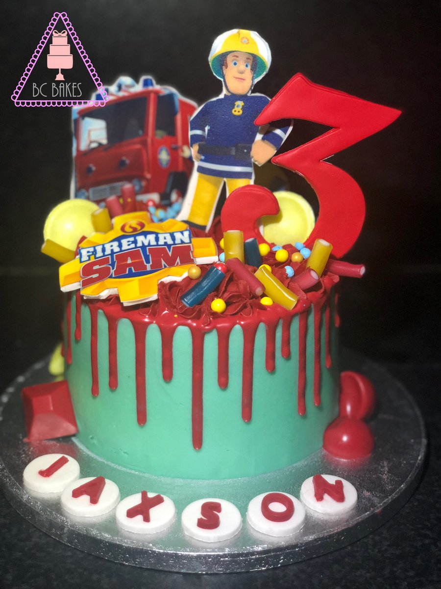 bcbakes's tweet photo. Fireman Sam drip 🔥 💧 https://t.co/9KJDbrG200