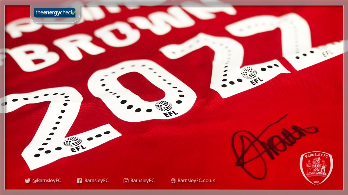 BarnsleyFC's tweet image. 😍 | @jacob_browny8 signed a new contract last week, and you could win this signed, one-off shirt by retweeting this!

#WeAreGoingUp | #Giveaway