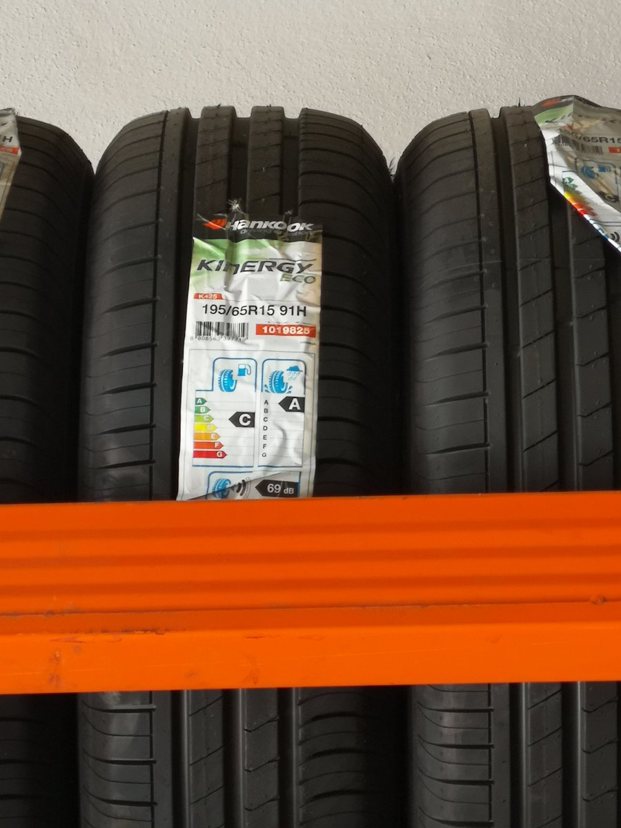 TerNeumaticos's tweet photo. oferta Hankook 225/45R17 205/55R16 195/65R15 diferentes medidas marcas y precios #Hankook #ofertaneumaticos #neumaticosmalaga #Wallapop
https://t.co/fE4C2LIRHm https://t.co/LEXIKhwfb3
