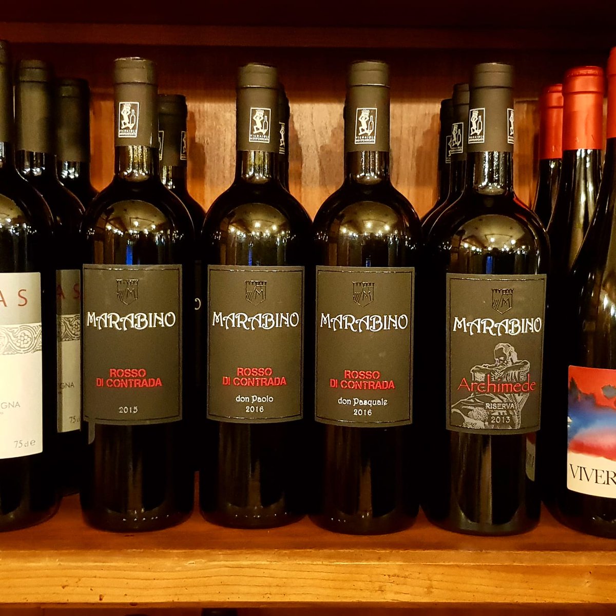 sfuso_dublin's tweet photo. Welcome to RAW WINE: the astounding world of fine, low-intervention organic biodynamic &amp; natural wine.  Over 45% of our wines are from #Natural Vineyards from Italy are available at the #ItalianQuarter
#Marabino Raw Wine from Sicily 
30% Off all take away wines
#RawWine #Dublin https://t.co/0qDkpxSfjk