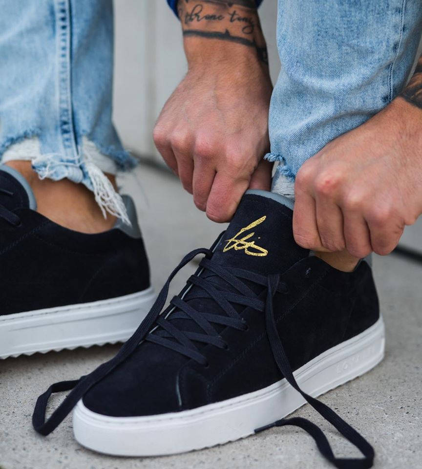 Loyalti footwear Outlet
