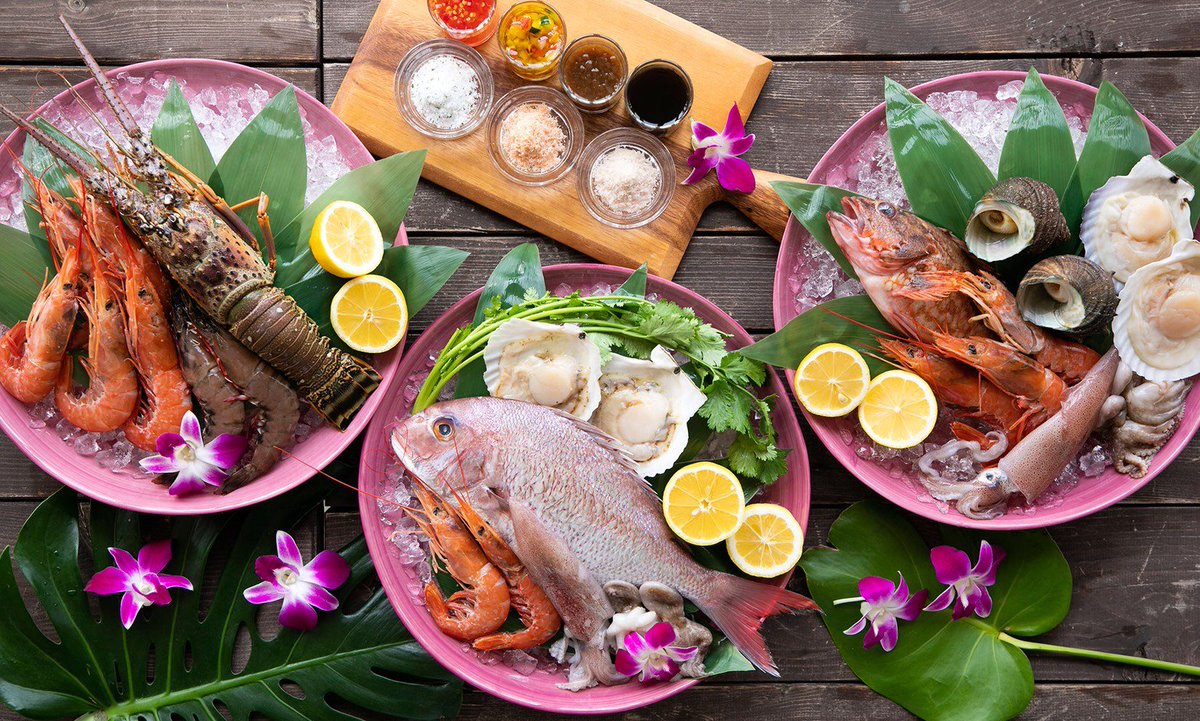 GaijinIn's tweet photo. Have you heard of Premium Saturdays at Hello Kitty Smile? All-you-can-eat Seafood BBQ for ¥3000 every Saturday between 16:00-19:00 on the 1st floor Party Terrace!

#hellokittysmile #seafood #bbq #premium #saturdays #awajiisland #awaji #hyogo #kansai #hellokitty #buffet #terrace https://t.co/A9mz1v8GlC